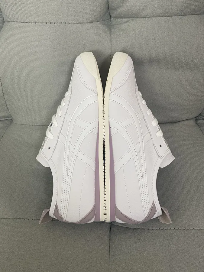 Tiger Onitsuka MEXICO 66 Sneakers in Cloud White