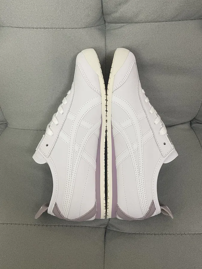 Tiger Onitsuka MEXICO 66 Sneakers in Cloud White