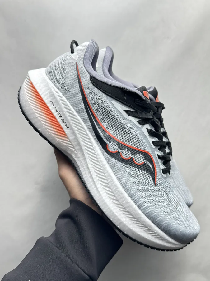Triumph 21 Sneaker Grey
