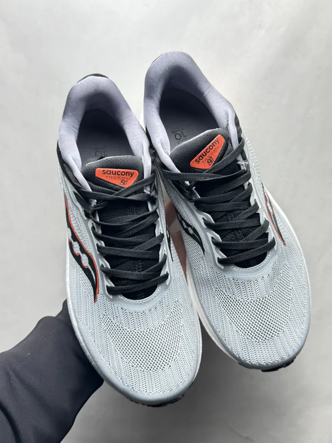 Triumph 21 Sneaker Grey