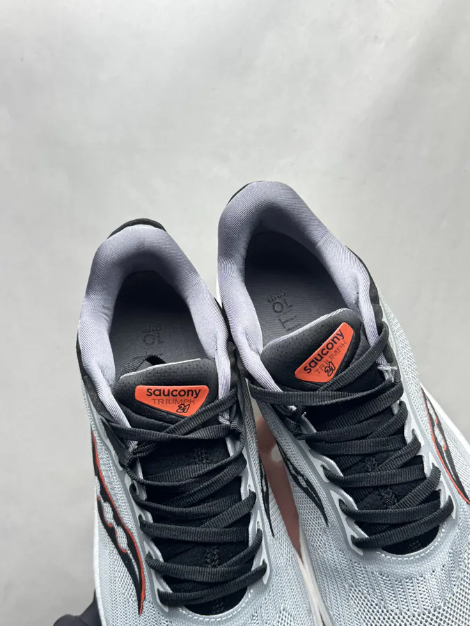Triumph 21 Sneaker Grey