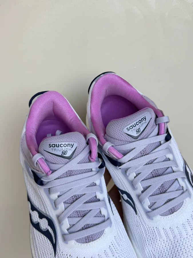 Triumph 21 Sneaker in White and Purple