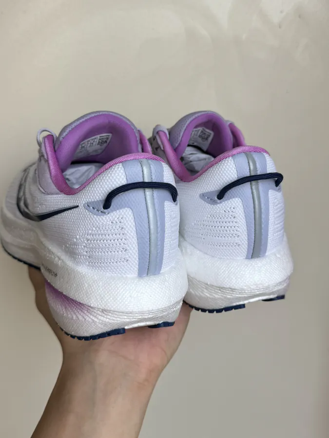 Triumph 21 Sneaker in White and Purple
