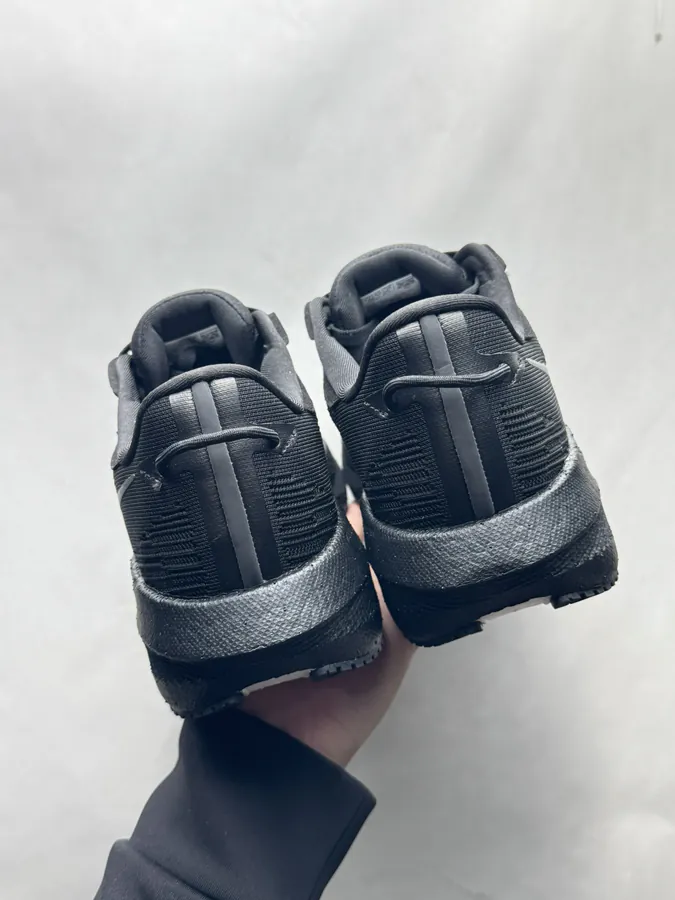 Triumph 21 Running Shoes Black