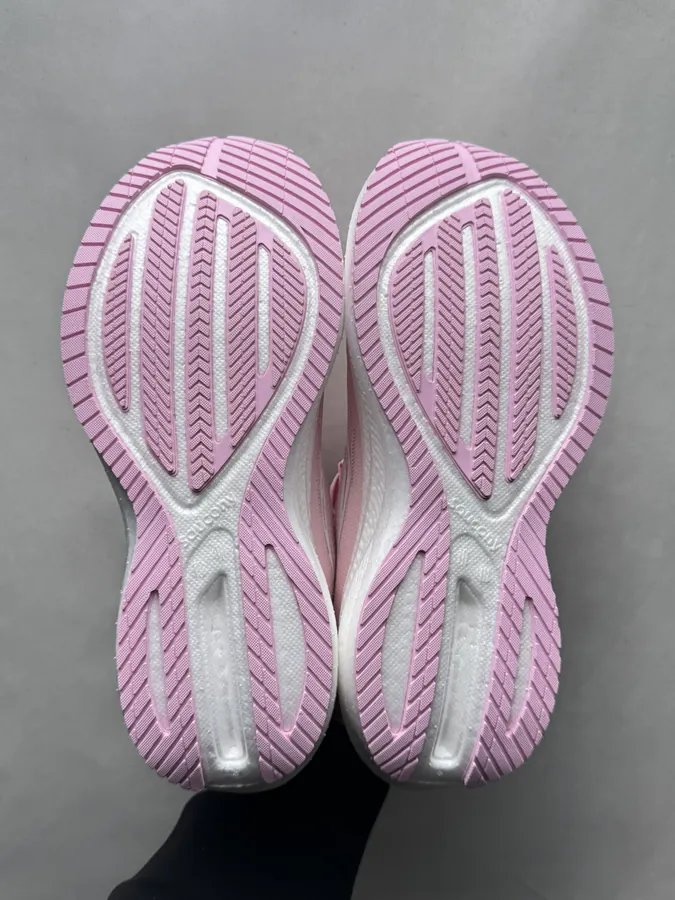 Triumph 21 Sneaker in Pink