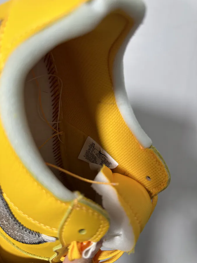 OFF WHITE x Nike Air Force 1 Low in Yellow