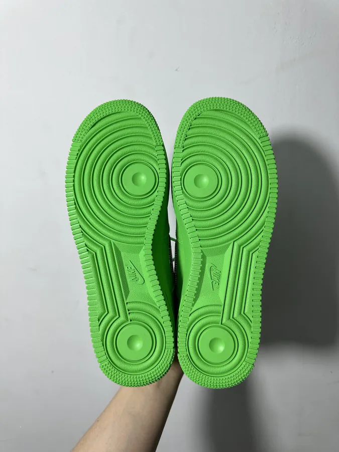 OFF WHITE x Nike Air Force 1 Low Green