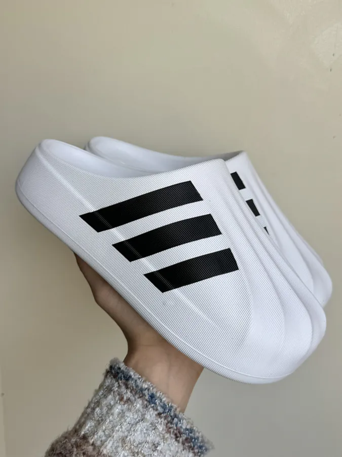 AdiFOM White Slippers with Logo