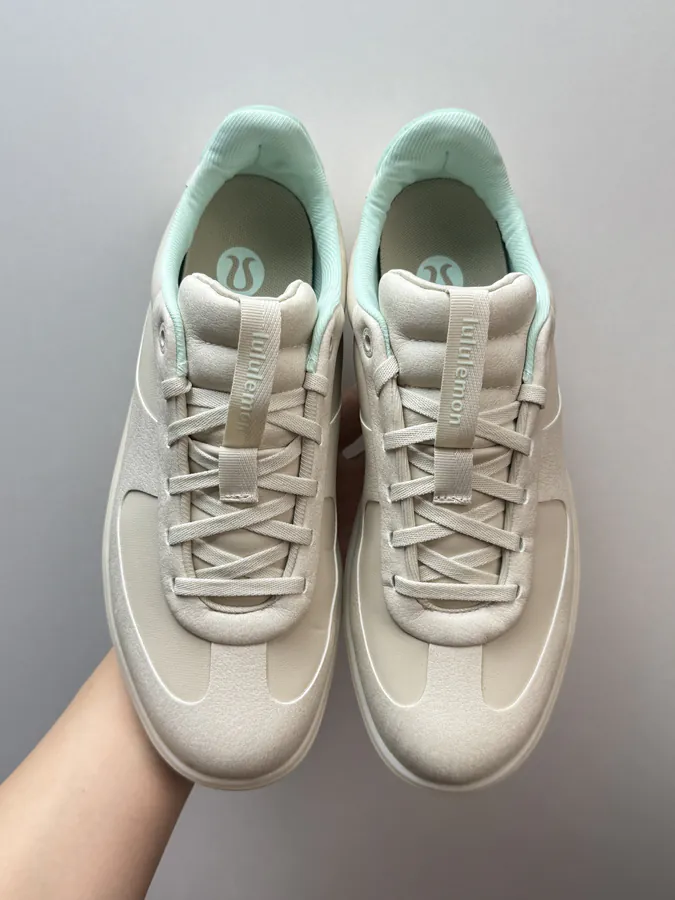 Lululemon Cityverse Bucket Bag in Beige