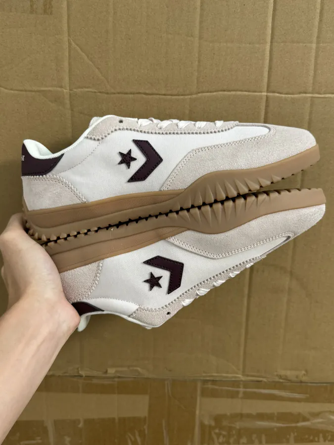 Chuck One Star Pro in White and Black