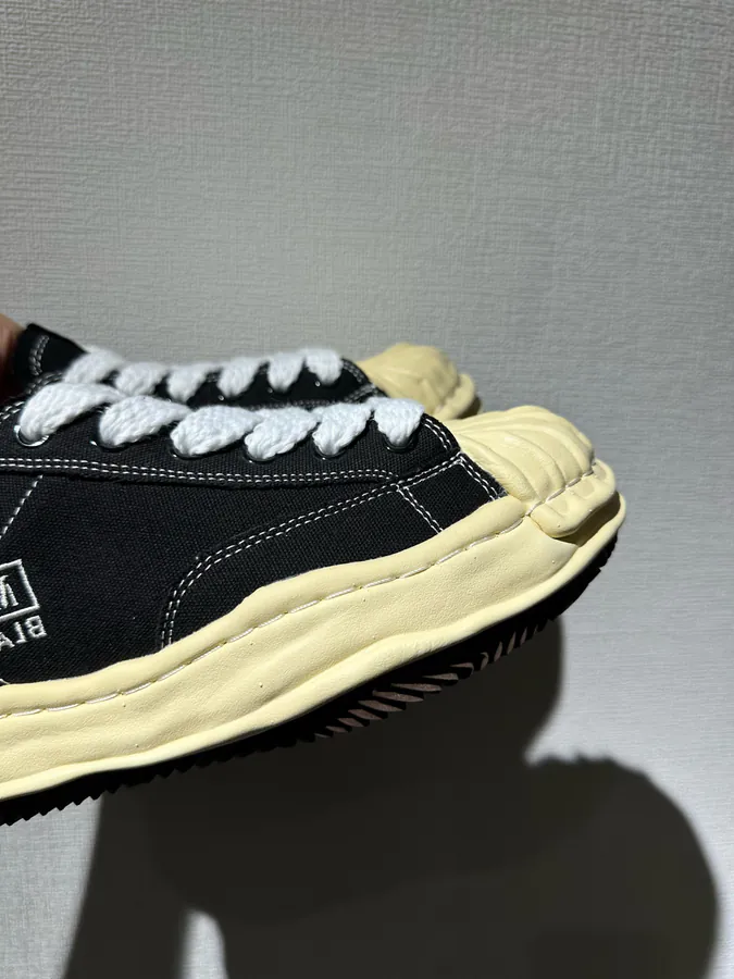 MMY Three Original Kyou Shell Head Sneaker Black