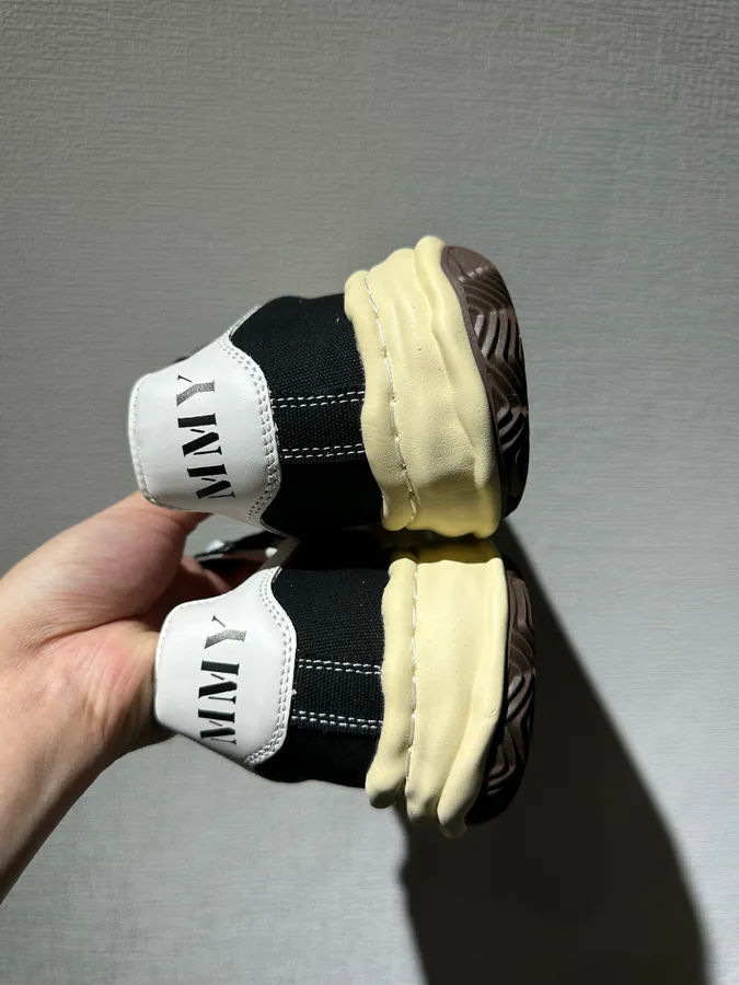 MMY Three Original Kyou Shell Head Sneaker Black
