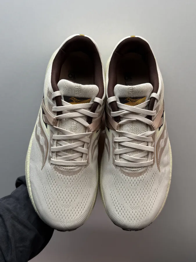 Saucony Triumph 20 Midsole Color