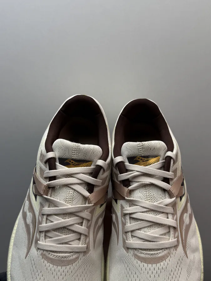 Saucony Triumph 20 Midsole Color