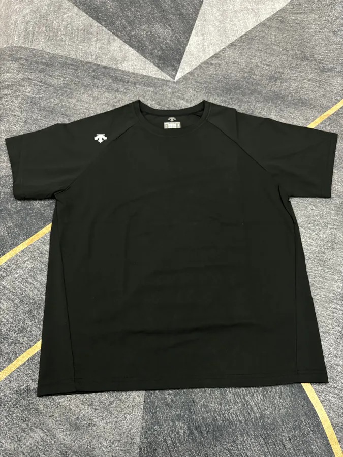 DESCENTE Running Series Lightweight Knit Tee