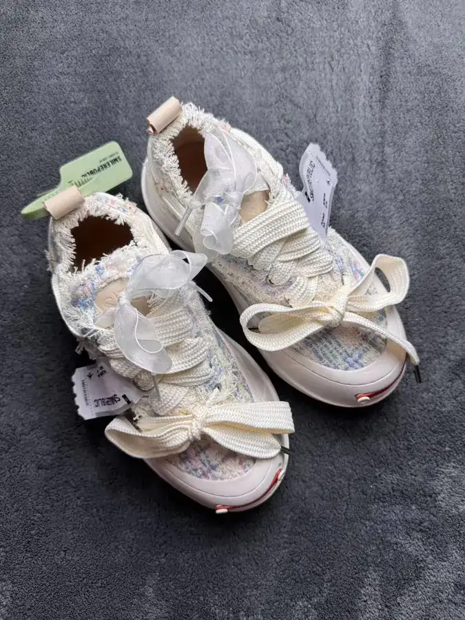 Shoe visual reference image