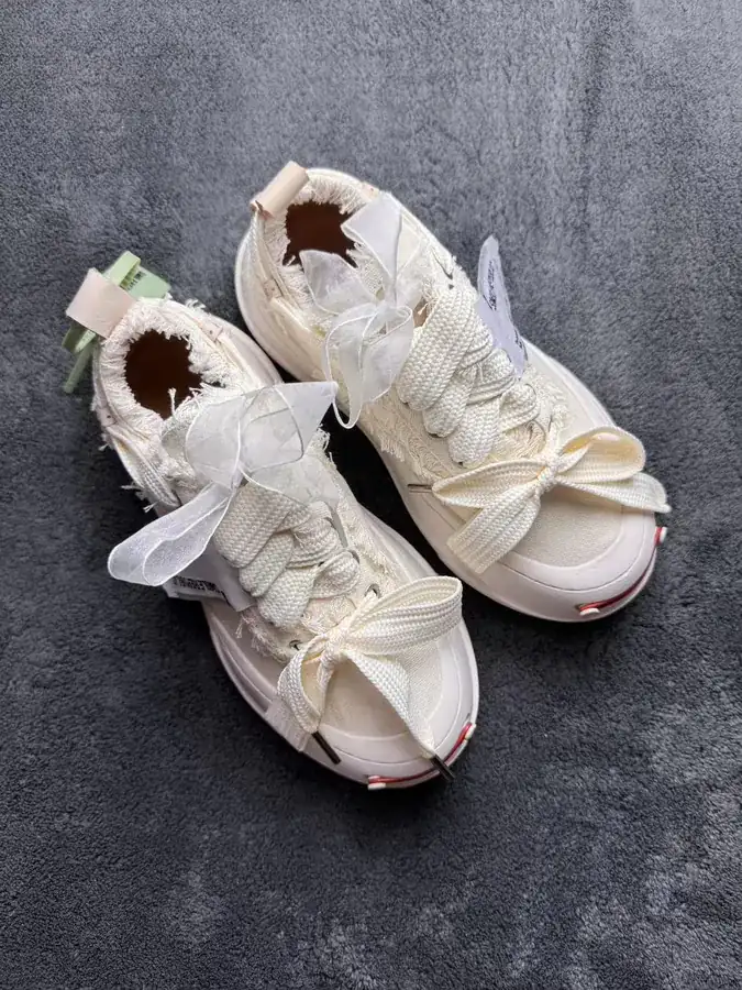 Shoe visual reference image