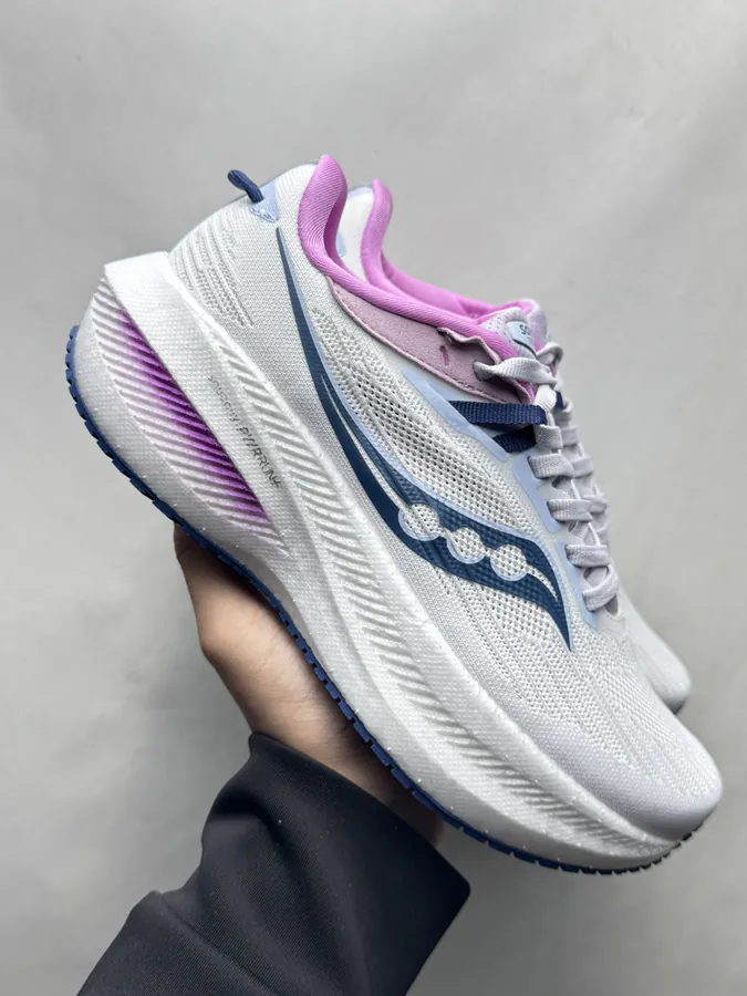 Triumph 21 Sneaker in White and Purple