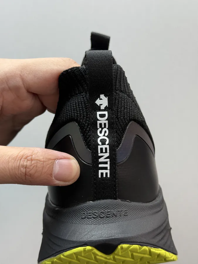 DESCENTE Bare Foot Ring Black