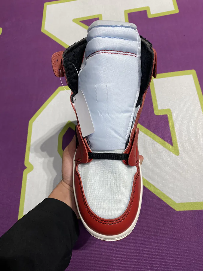 OFF WHITE Chicago White Red Bucket Bag