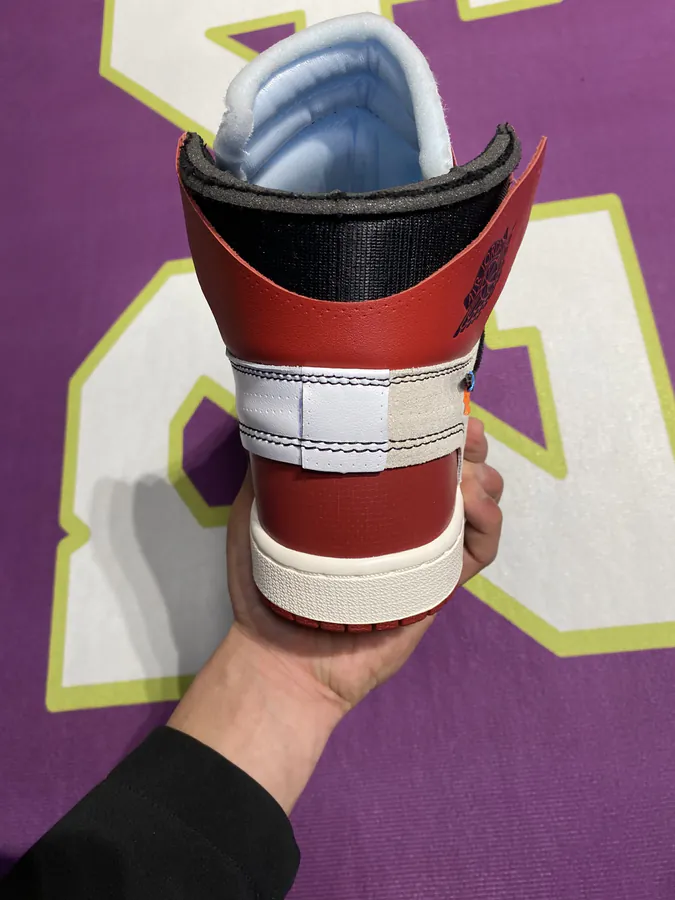 OFF WHITE Chicago White Red Bucket Bag