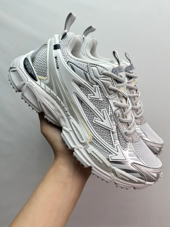 Off White 2024 OW Sneaker in Gray and White