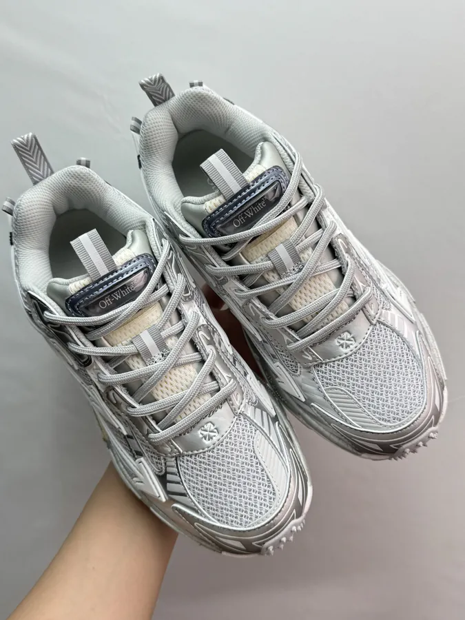 Off White 2024 OW Sneaker in Gray and White