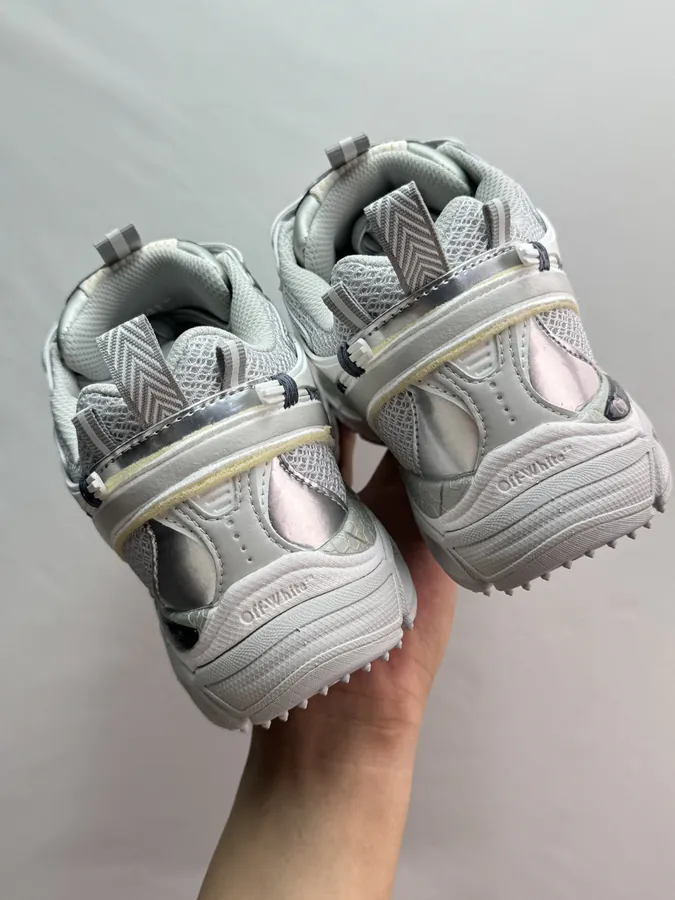 Off White 2024 OW Sneaker in Gray and White