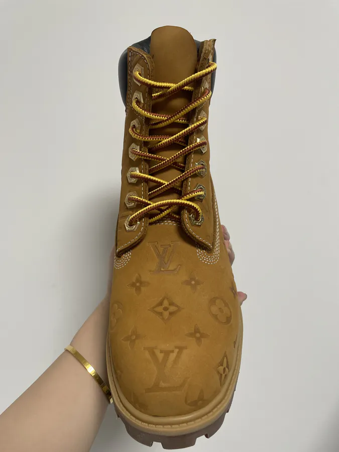 Timberland Vintage Floral Martin Boots
