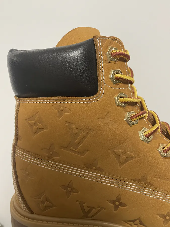 Timberland Vintage Floral Martin Boots
