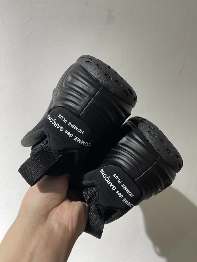 YS Original Bottom and Top Mosquito Repellent Spray Black and White