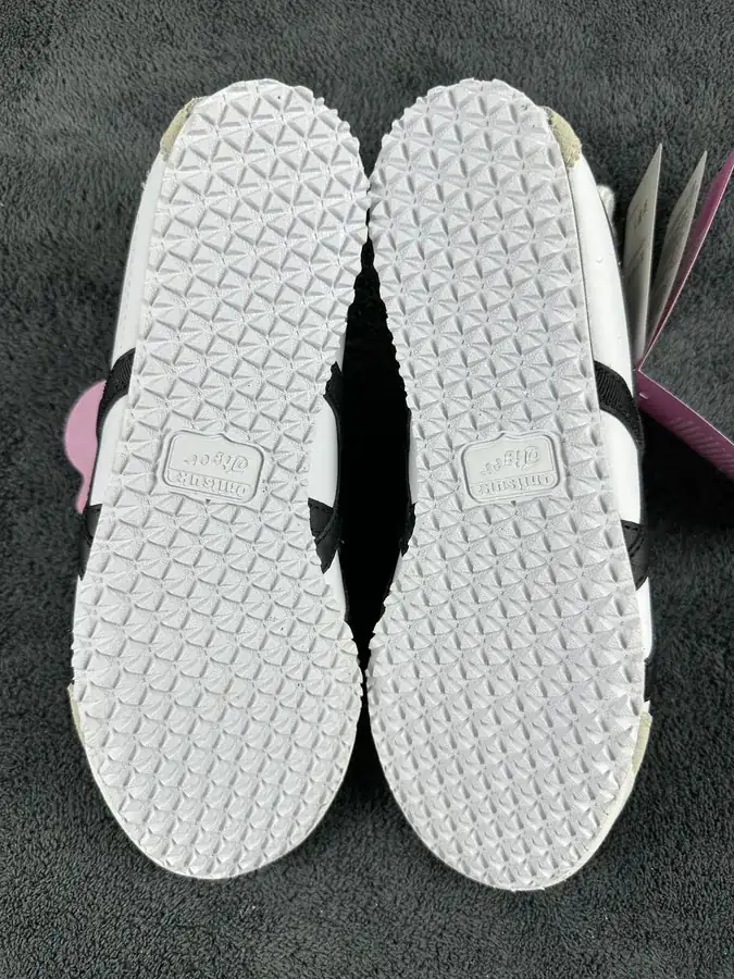 Patou x Onitsuka Tiger MEXICO 66 Lifestyle Sneaker