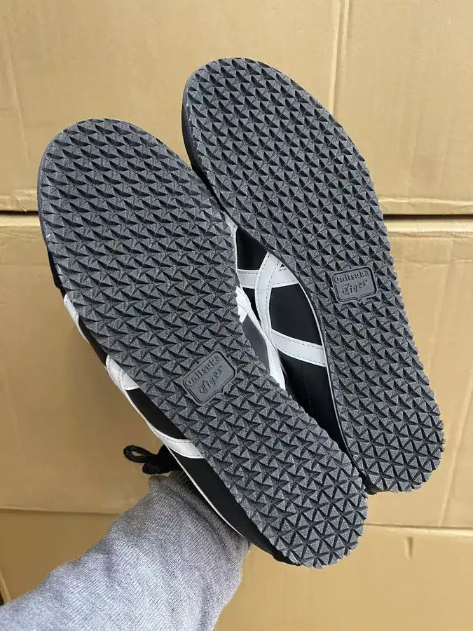 Tiger Onitsuka MEXICO 66 Sneakers