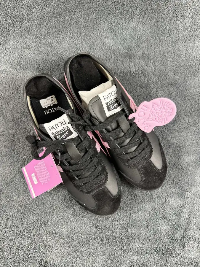 Patou x Onitsuka Tiger MEXICO 66 Low Sneaker