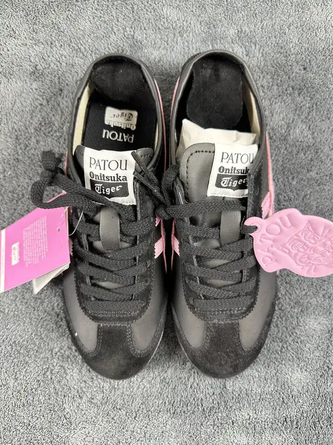 Patou x Onitsuka Tiger MEXICO 66 Low Sneaker