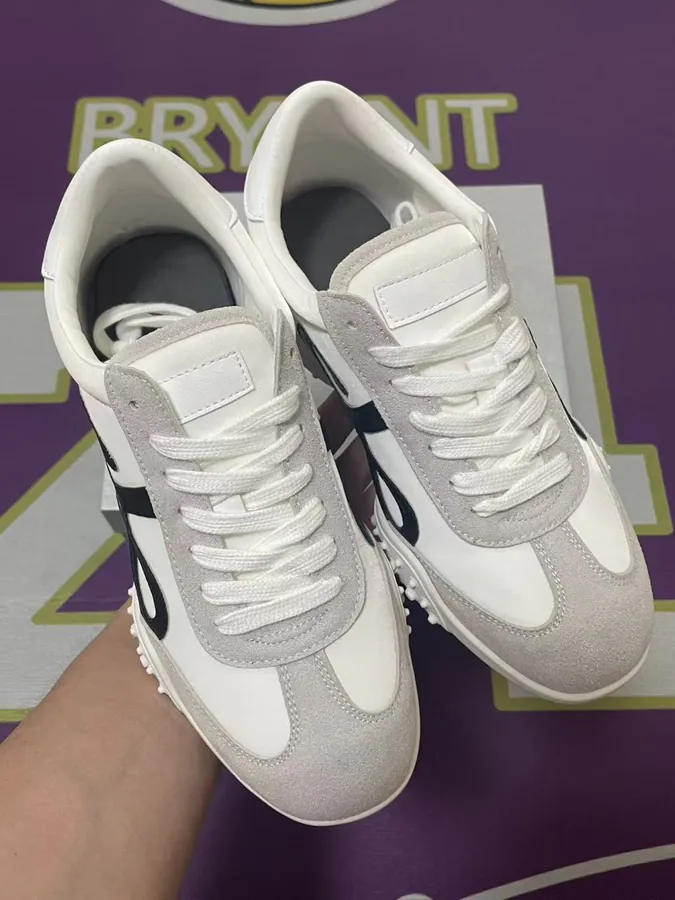 GG CC Classic Sneaker Versatile and Stylish Daily Commute Footwear