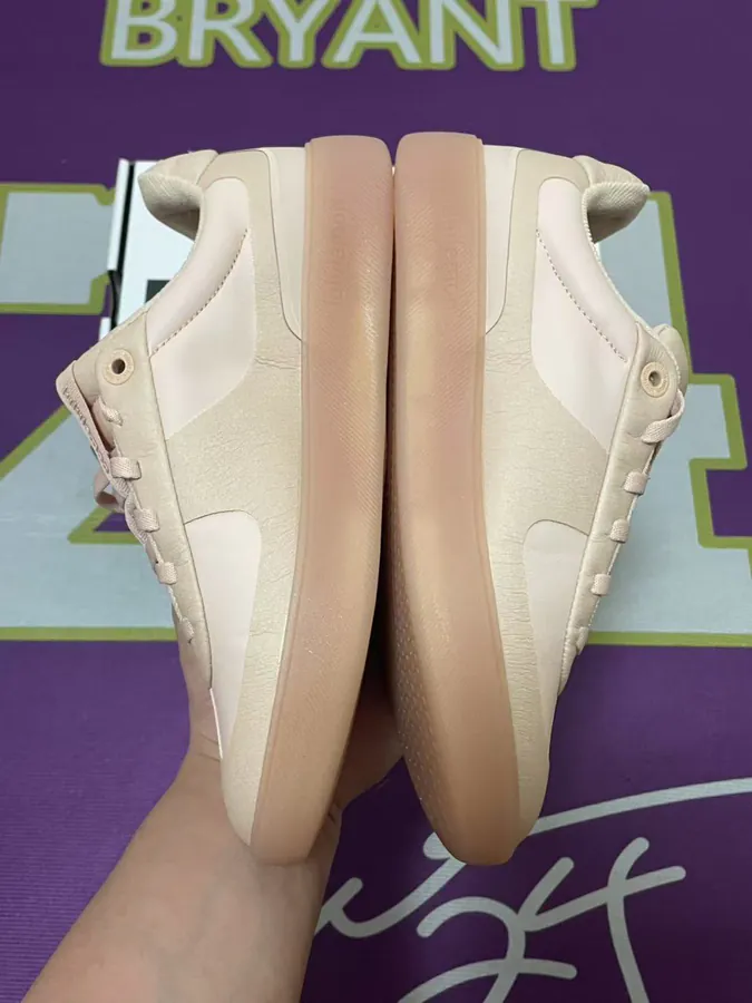 Lululemon Cityverse Soft Comfort Sneaker in Pink