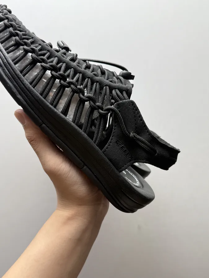 KEEN Uneek Outdoor Sandals Black