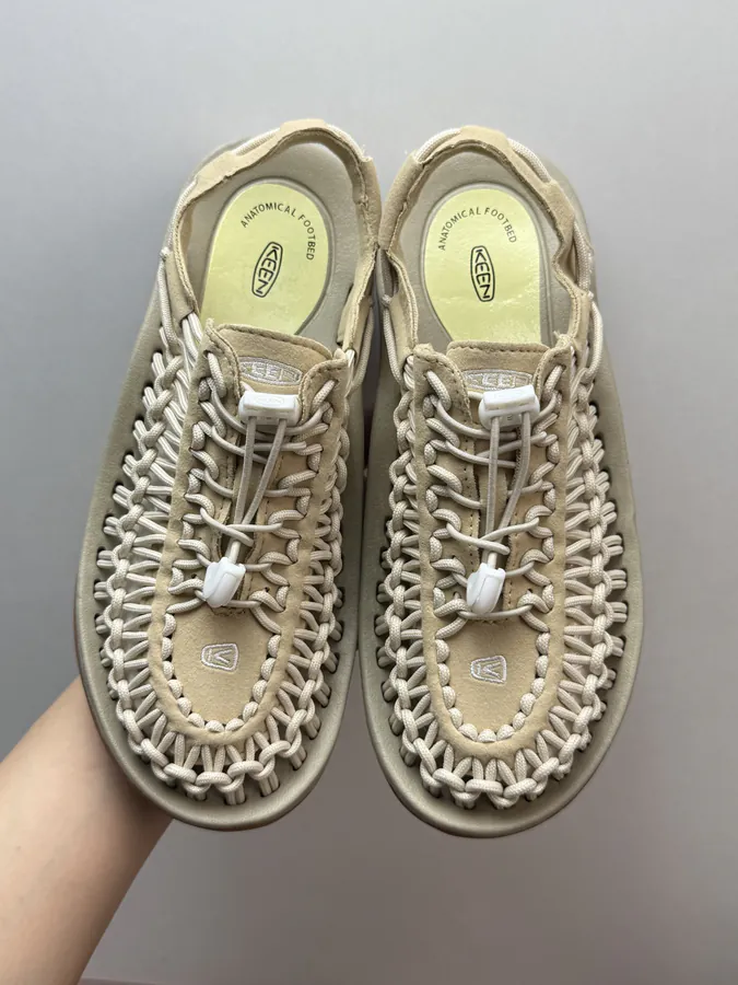 KEEN Uneek Trendy Outdoor Sandals