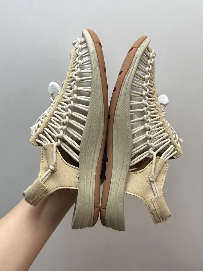 KEEN Uneek Trendy Outdoor Sandals