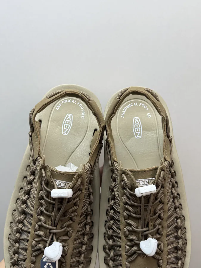 KEEN Uneek Casual Outdoor Sandals