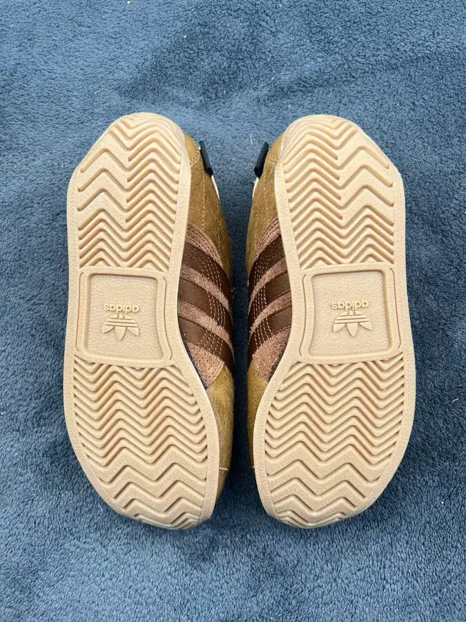 SFTM x Adidas Vintage Sneaker