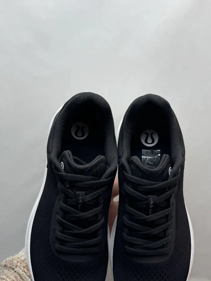 Lululemon BeyondFeel Black