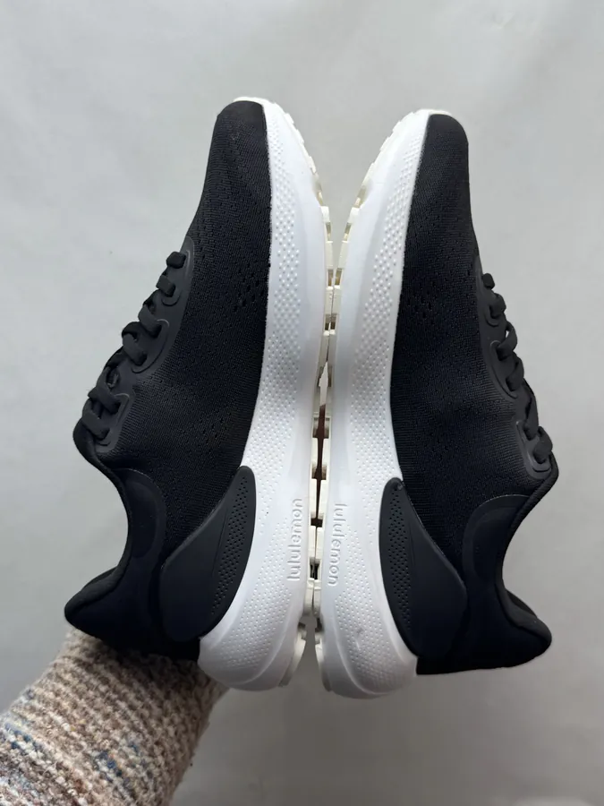 Lululemon BeyondFeel Black