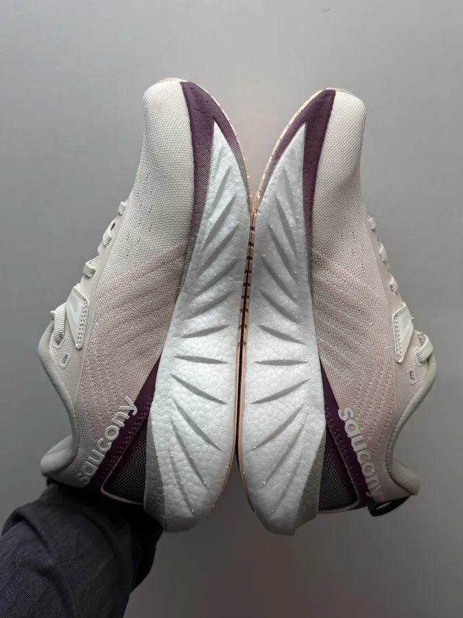 Saucony TRIUMPH 22 Pink