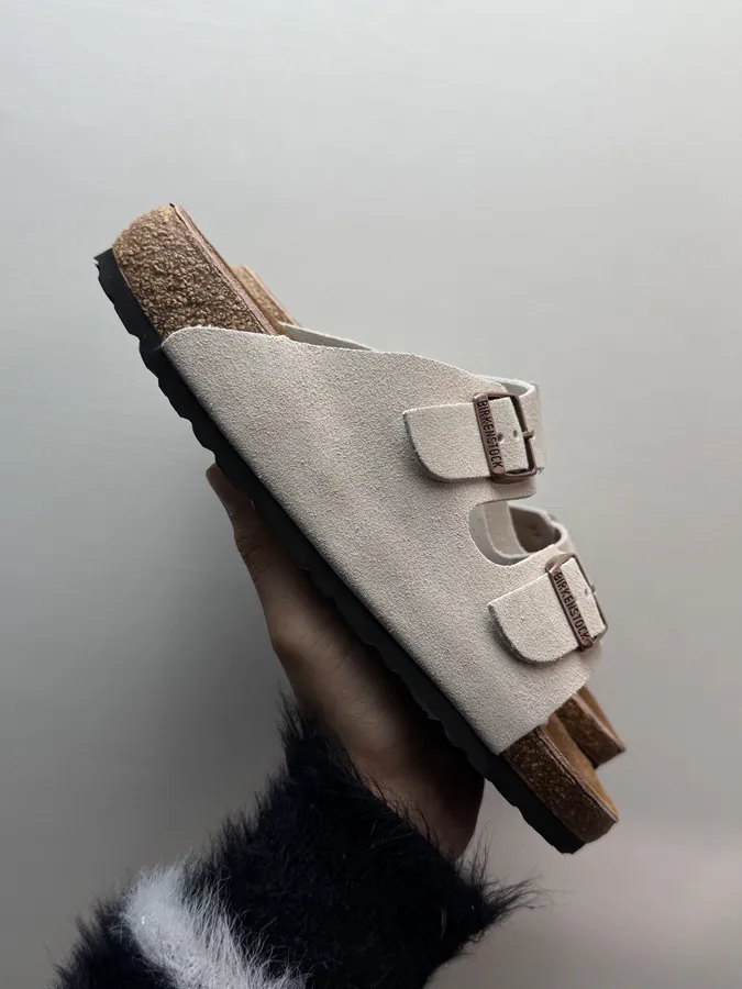 Birkenstock Arizona in Gray