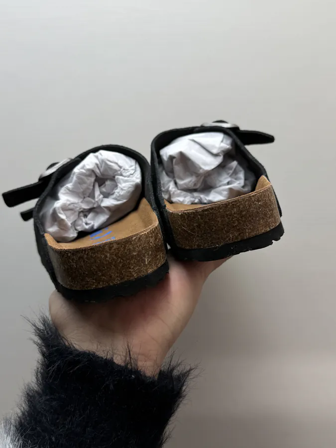 Birkenstock Arizona Leather Sandals in Black
