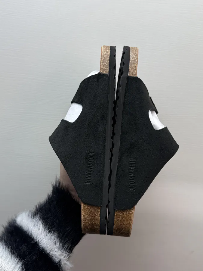 Birkenstock Arizona Leather Sandals in Black