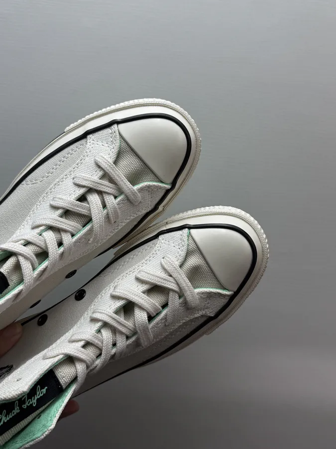 Converse 1970s Chuck Taylor All Star in Gray