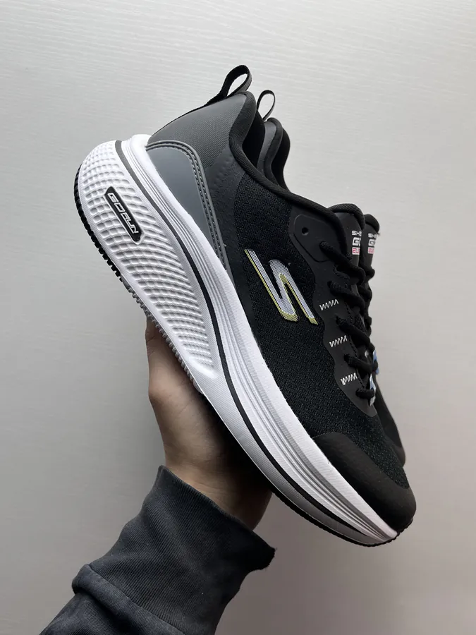 Skechers Men's GO Black